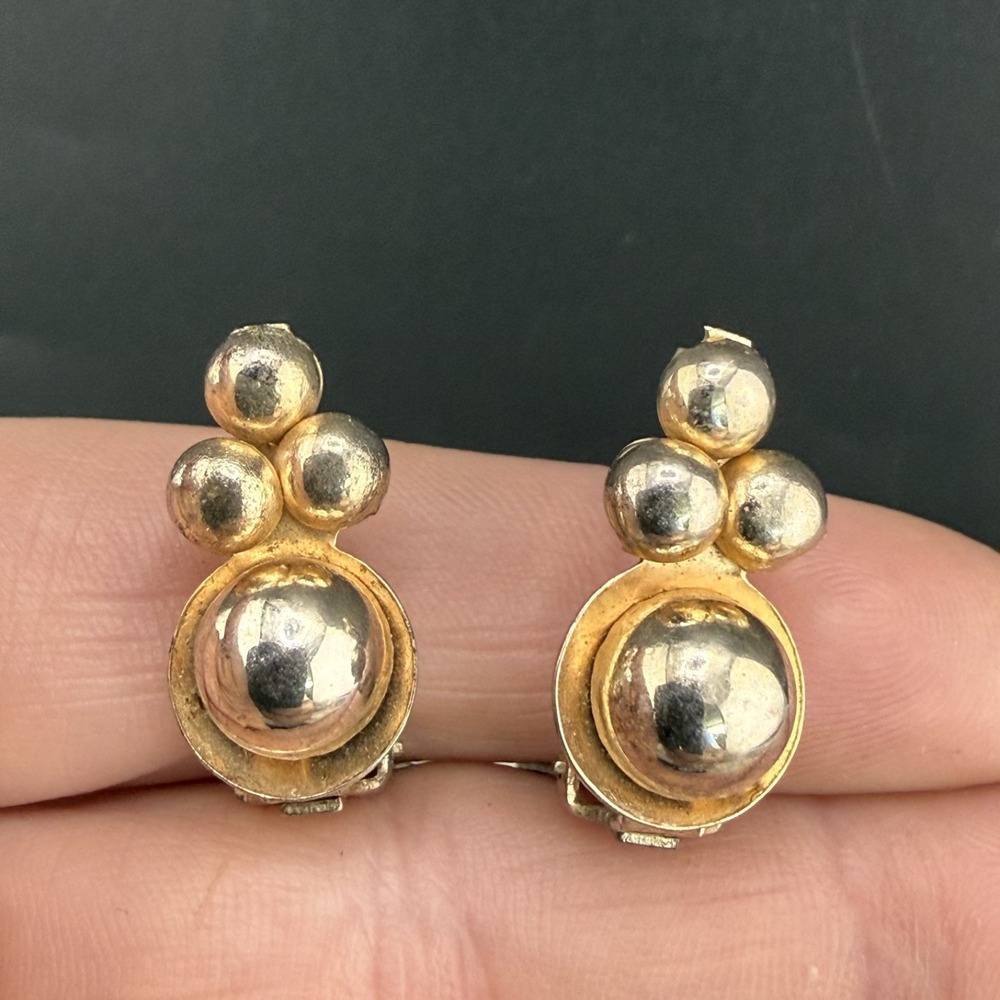 Vintage Barclay Clip On Earrings Gold Tone Signed Retro Cluster 1"